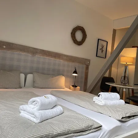 Weberhof - 3 *